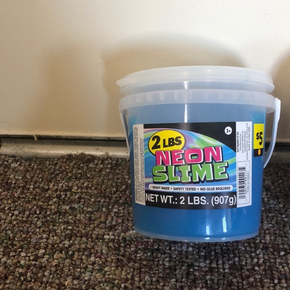 Gold and blue slime - Picture 2 of 3